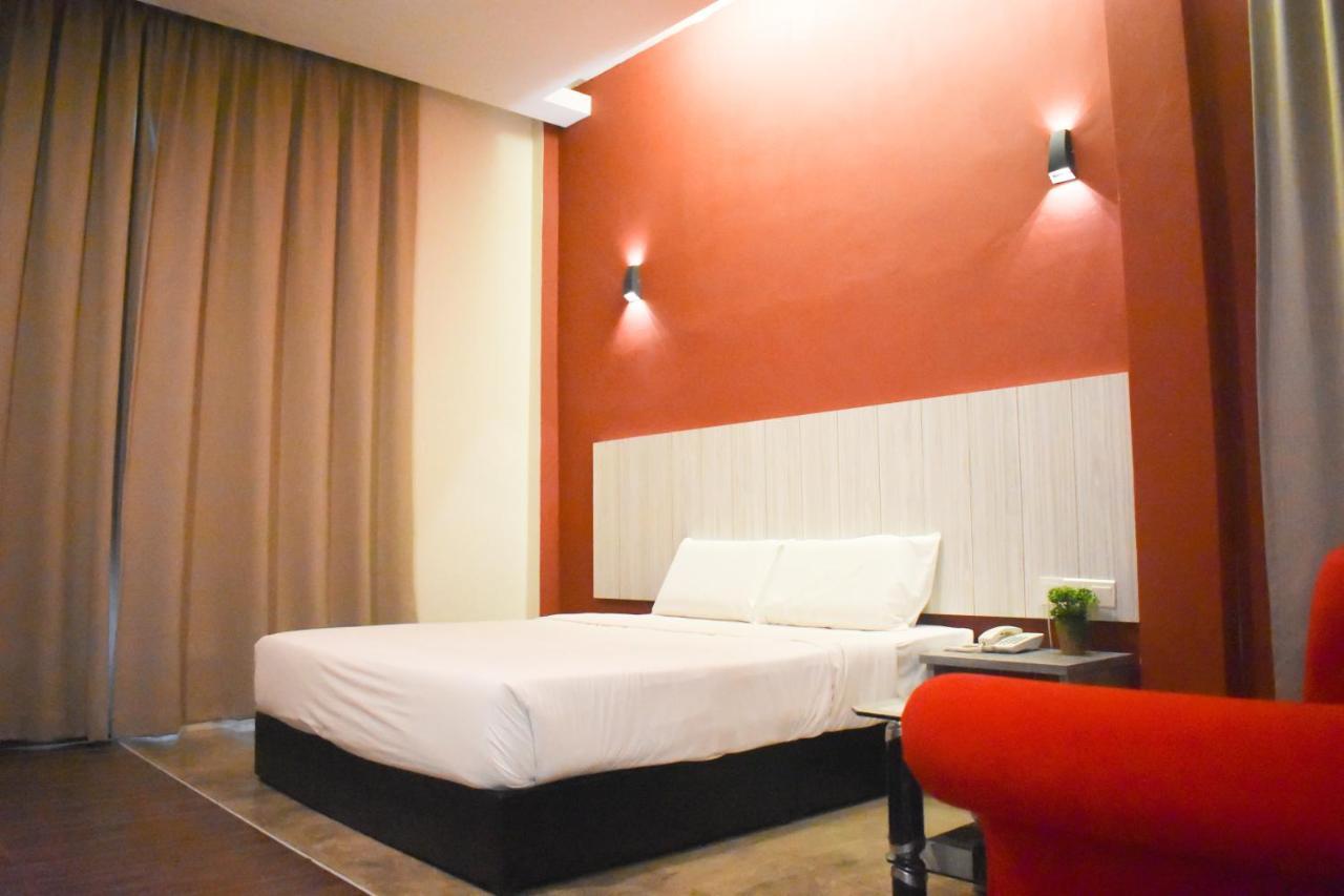 Eastville Residence Kuantan Kültér fotó