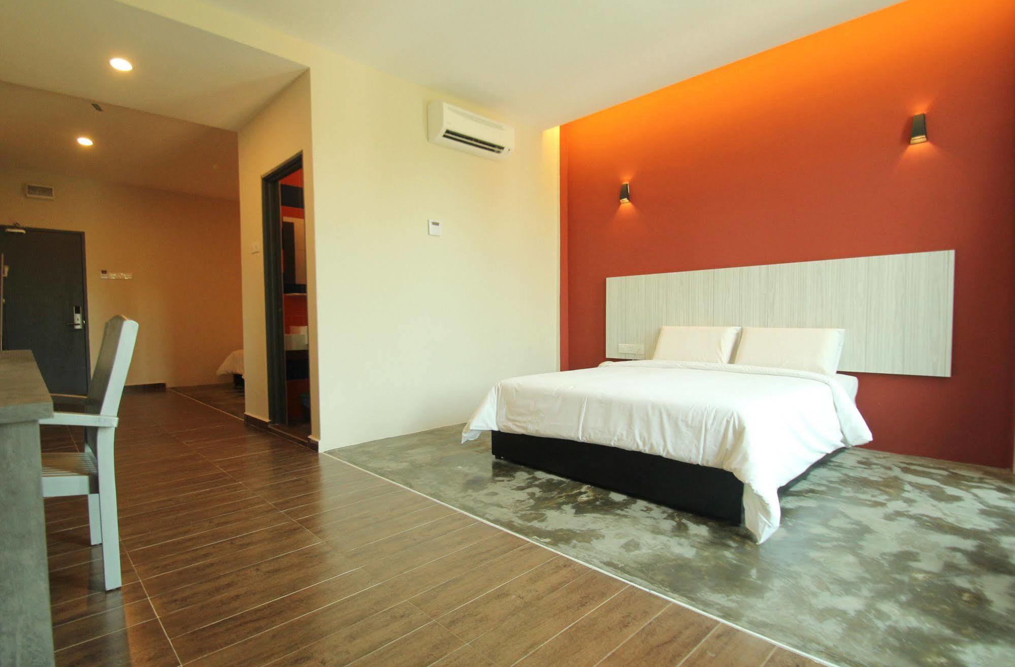 Eastville Residence Kuantan Kültér fotó