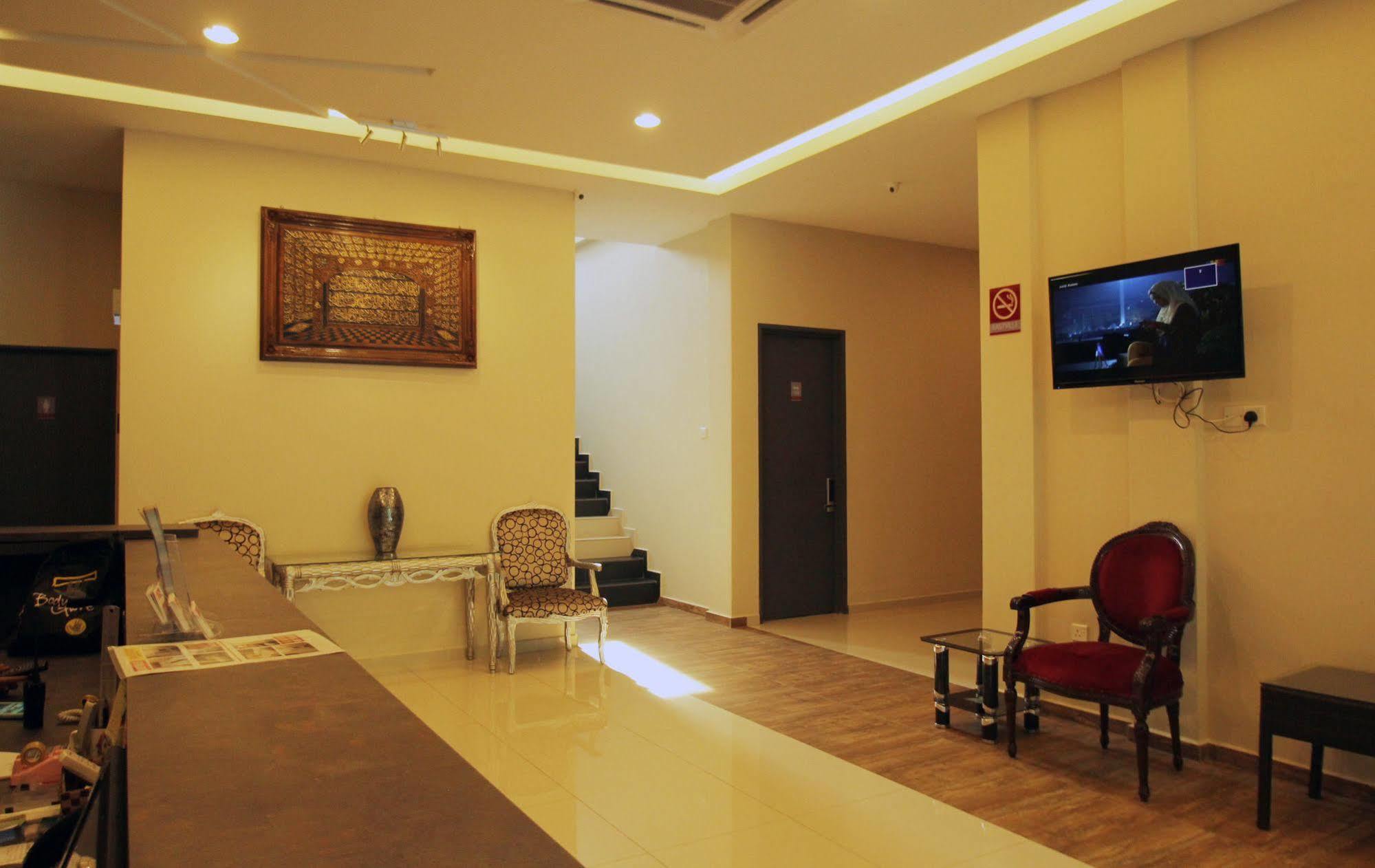 Eastville Residence Kuantan Kültér fotó